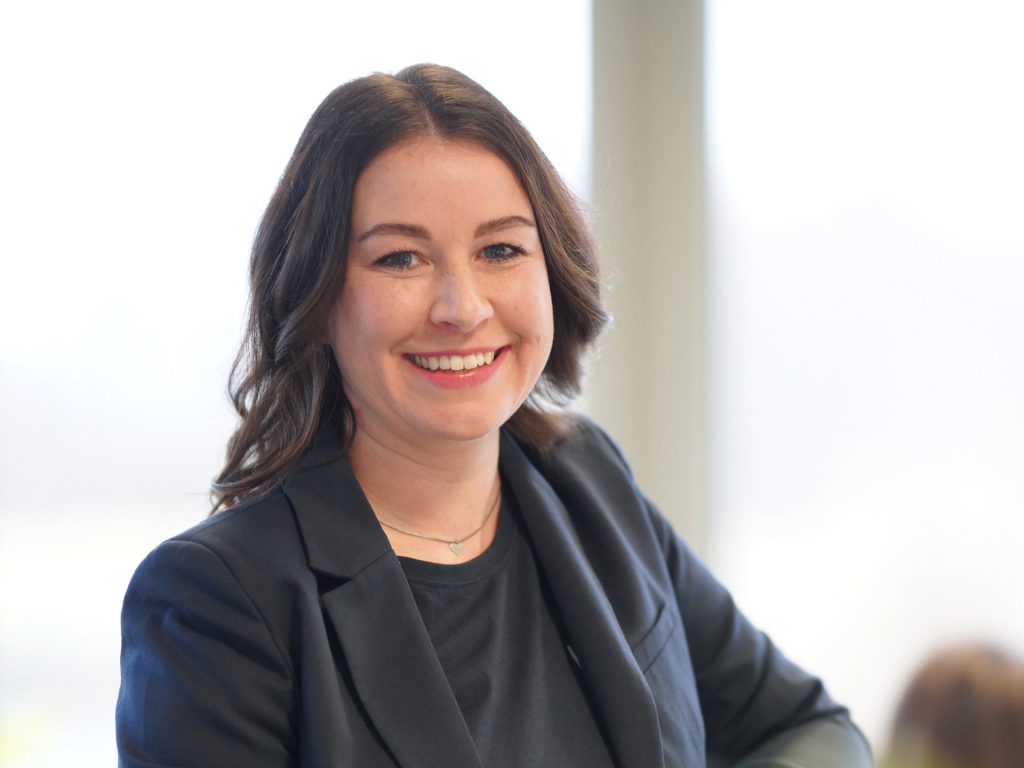 Katharina Adam, Buchhaltung bei JORDAN